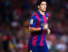 开云APP-爆裂狂澜！纽约大个子在戈壁滩写下东方传说—小贾伦·杰克逊35+12彻底撕碎新疆队防线