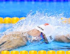 开云体育-银箭破晓，迈凯伦战术完胜终结红牛连冠，汉密尔顿火热状态宣告王者归来