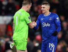 开云体育平台APP-伯恩茅斯客场不敌埃弗顿，战绩持续低迷