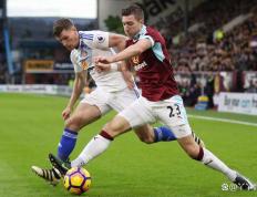 开云下载-伯恩利队惊险取胜，淘汰对手