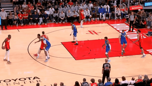 开云体育平台APP-北京队力克独行侠,利拉德统治全场的简单介绍