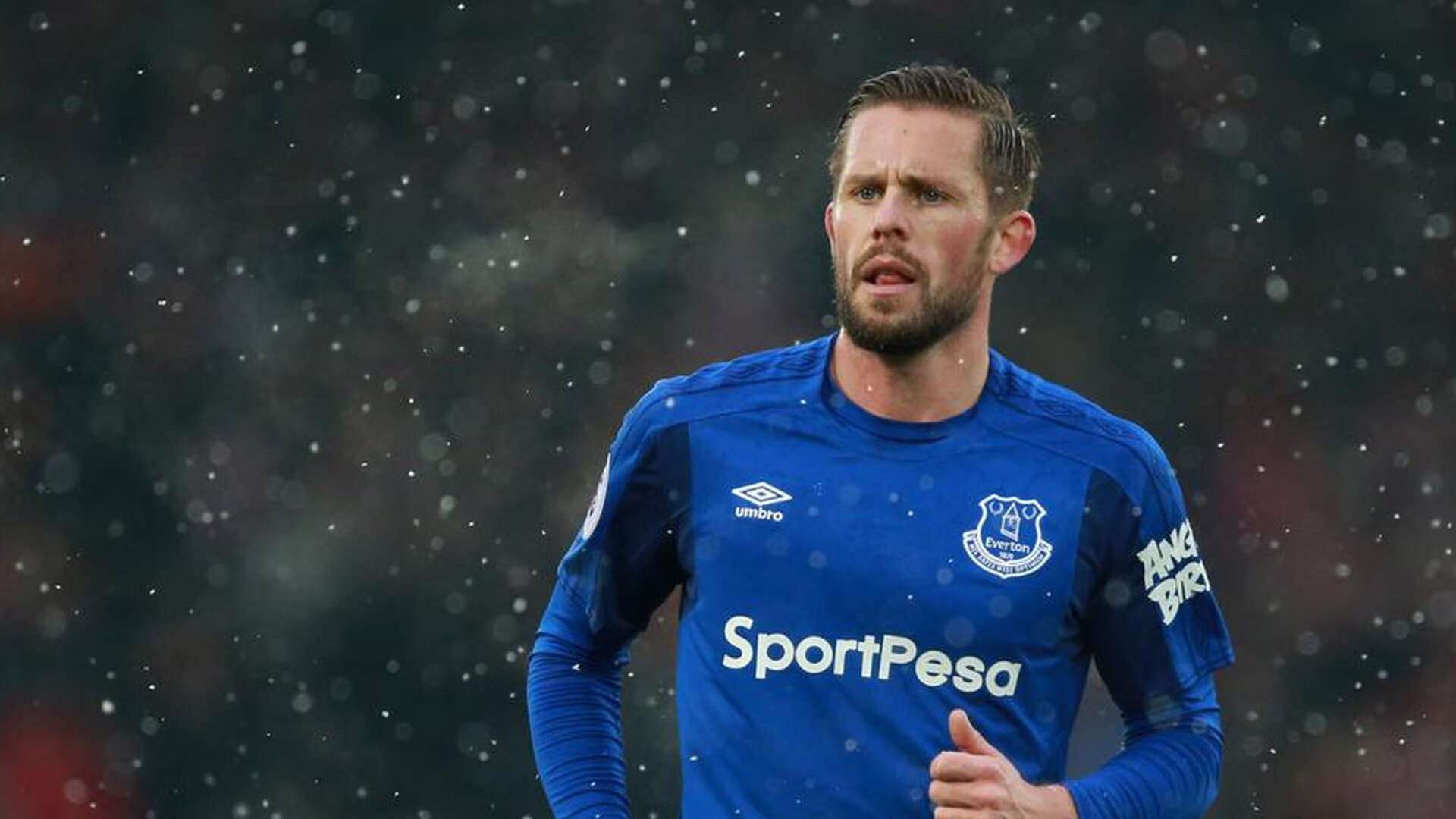 开云APP-洛杉矶的夜空，当西甲国家德比遇见克莱的致命三分